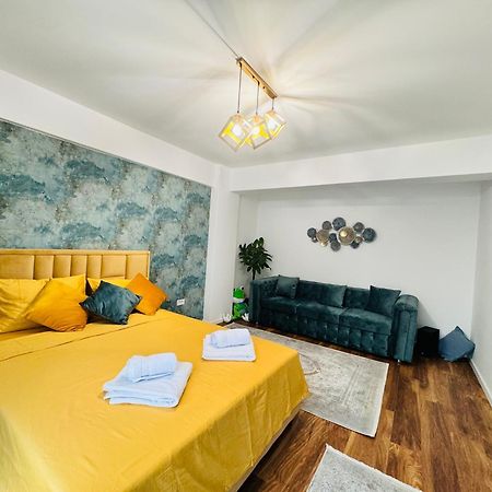 Luxury Apartment Sinuhe Braşov Eksteriør billede