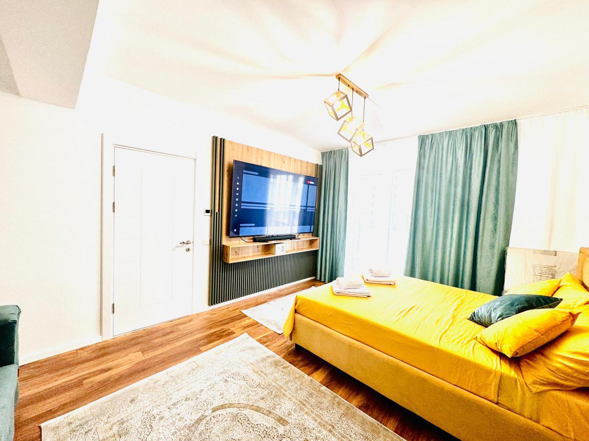 Luxury Apartment Sinuhe Braşov Eksteriør billede
